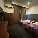 Nitocrisse Hotel